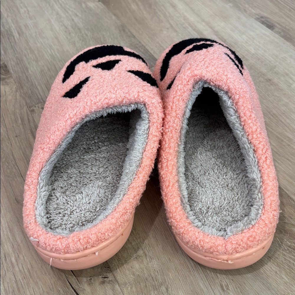 NEW Women’s Halloween Pumpkin Slippers - Picture 3 of 3
